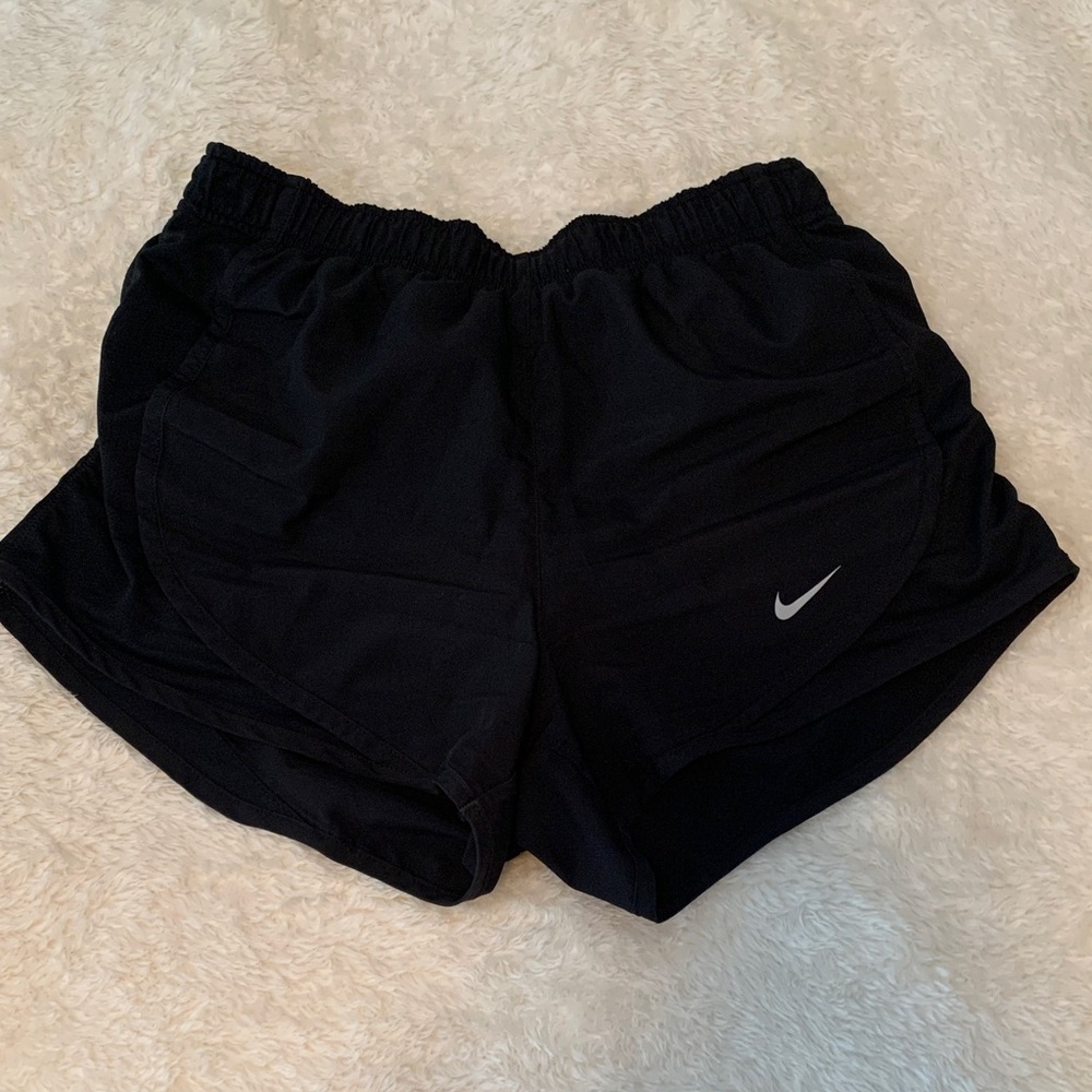 Nike Women's Black dri fit shorts